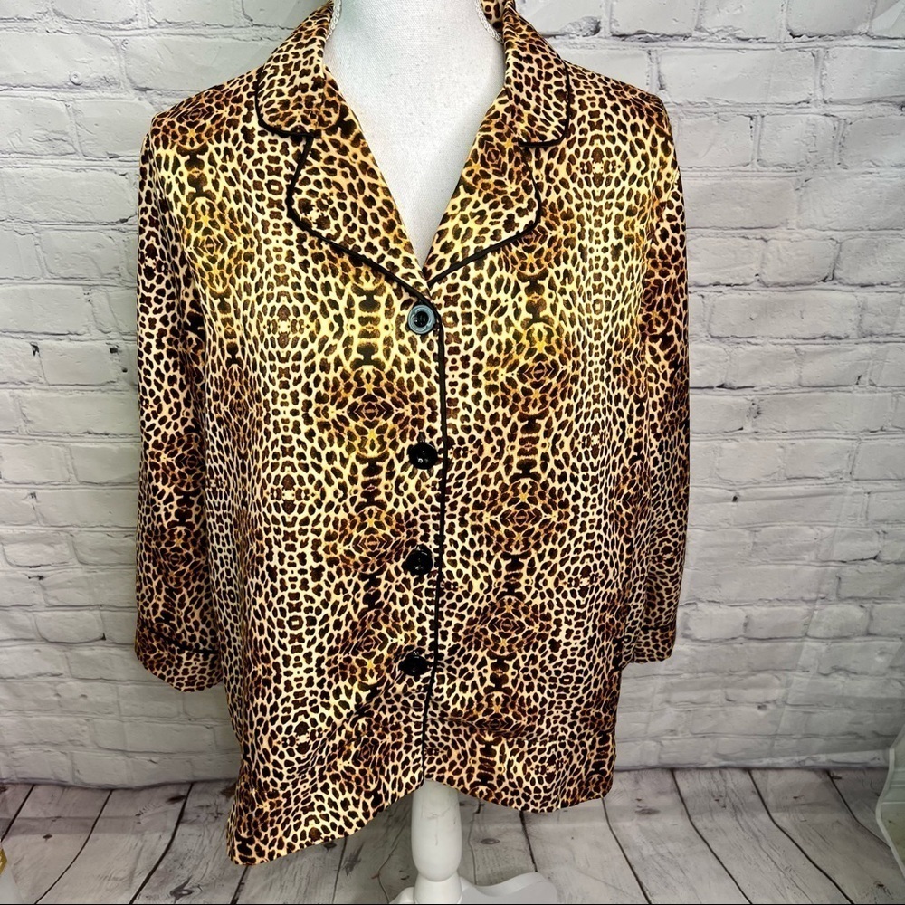 Oscar de la Renta Leopard Print PJs Medium